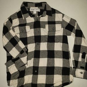 Black and white Buffalo plaid long sleeve button down.